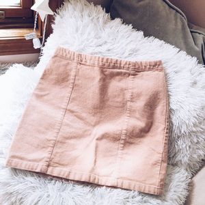 FOREVER 21 Corduroy Pink Skirt. Never Worn Size S